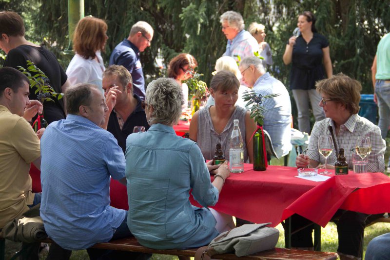 Bestes Sommerwetter im Garten der Fa. Euling Bestes Sommerwetter im Garten der Fa. Euling